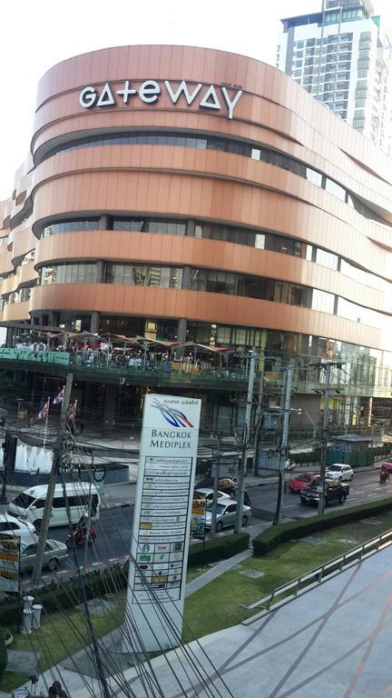 De Sky Sukhumvit Ekkamai Hotel Bangkok Exterior photo
