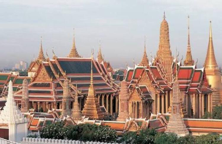 De Sky Sukhumvit Ekkamai Hotel Bangkok Exterior photo